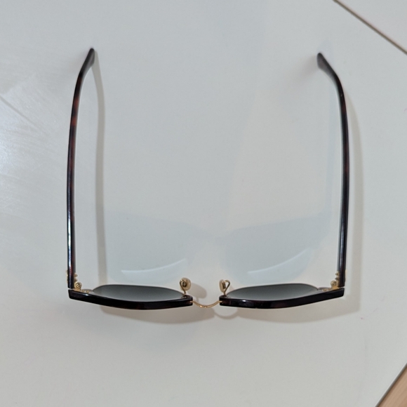 Ray-Ban Clubmaster Sun Glasses - Picture 4 of 5